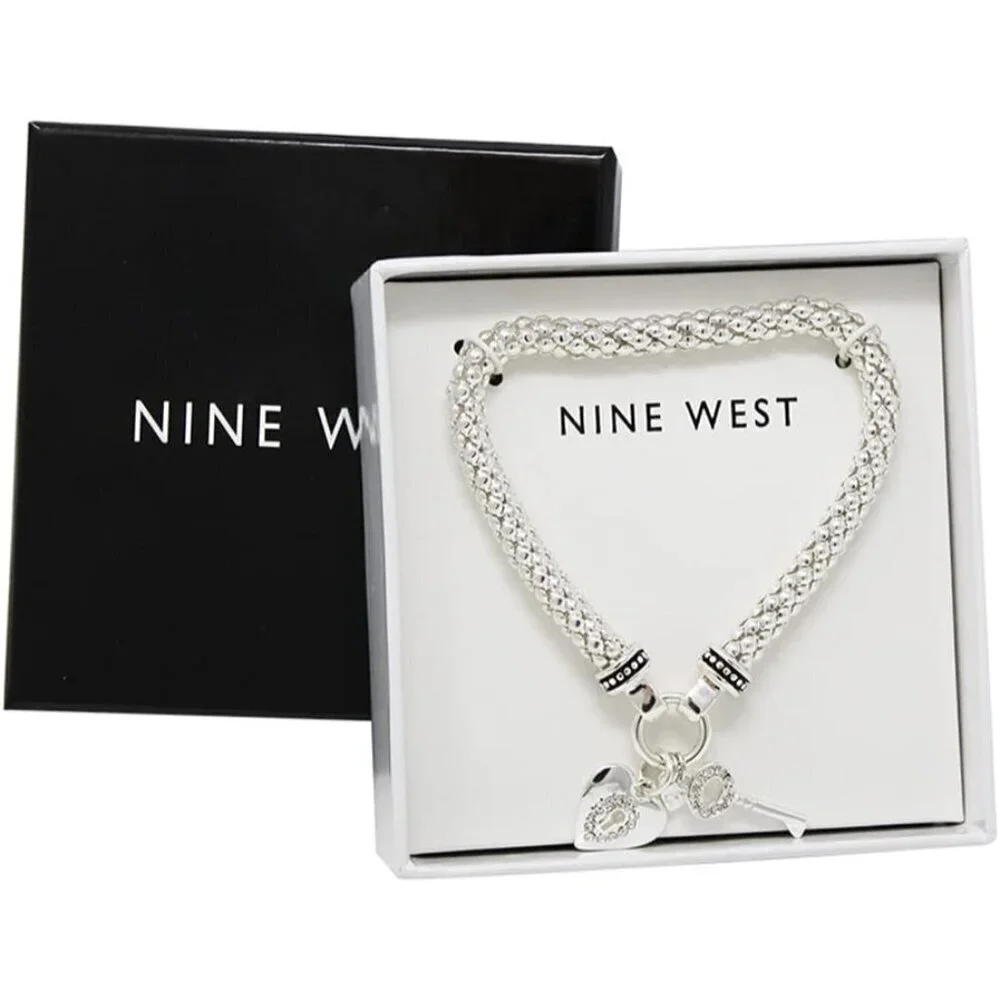 Women's Silver Tone Crystal Heart Key No Clasp Glass Base Stretch Bracelet